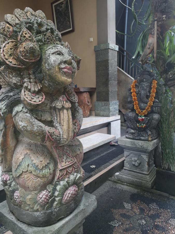 Adi House Homestay Ubud  Exterior photo
