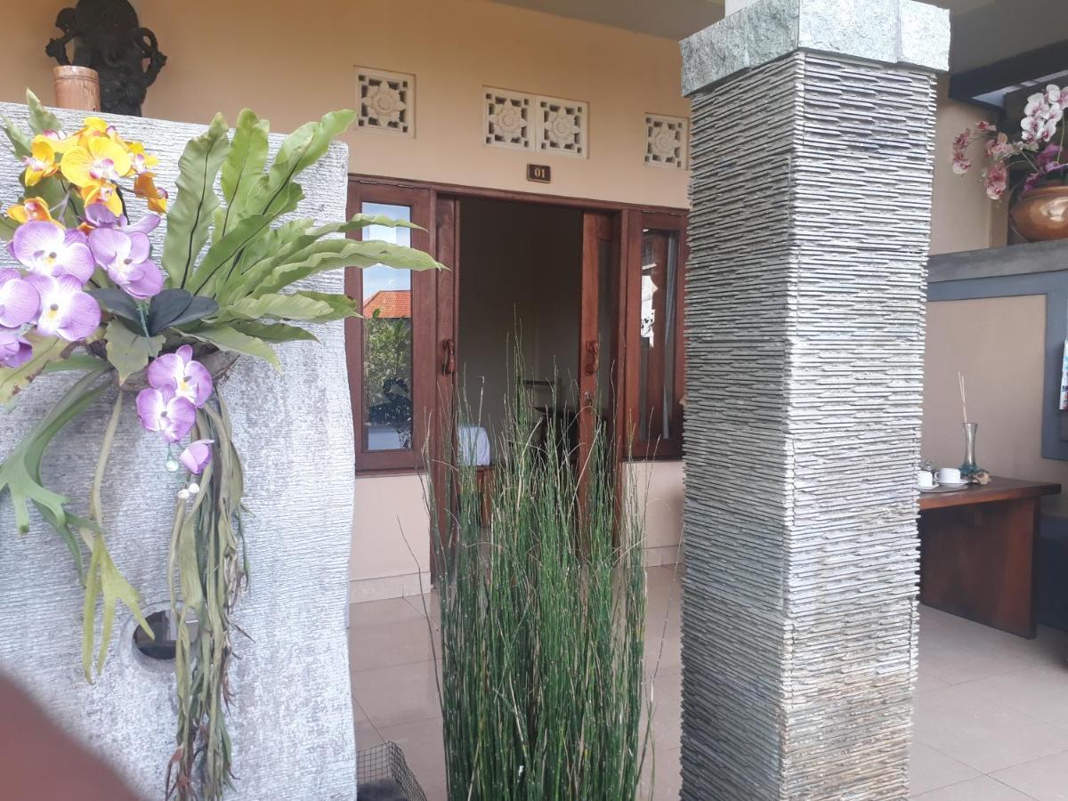 Adi House Homestay Ubud  Exterior photo